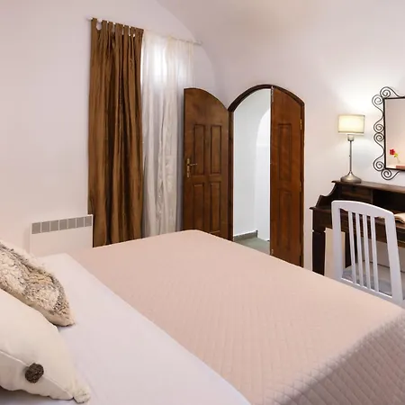 Canaves - Nefeli 펜션 *