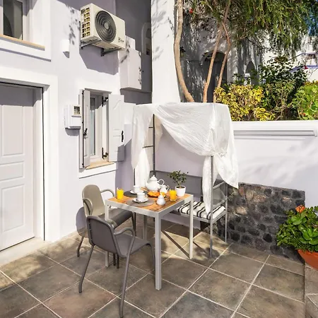 Canaves - Nefeli 펜션 카르테라도스