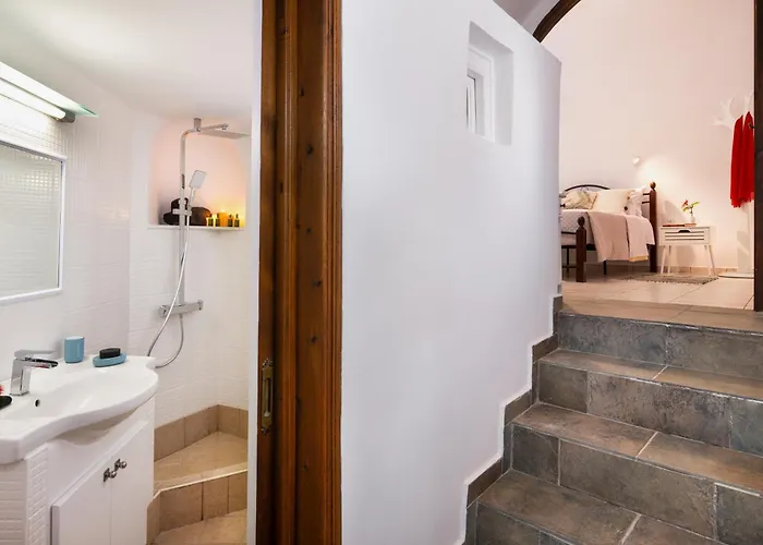 Canaves - Nefeli 카르테라도스