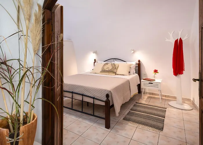 Canaves - Nefeli 펜션 카르테라도스