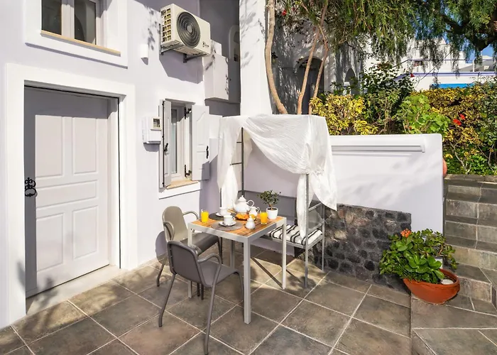 Canaves - Nefeli 펜션 카르테라도스